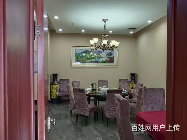 8827（铺联邦）红山万和城带天然气手抓面片诚转的图片