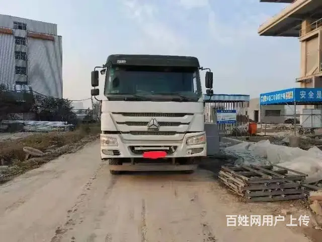 18年豪沃水泥罐车 国五排放 大20方 价格不高的图片
