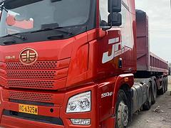 一汽解放JH6半挂车 550马力一年的国五精品