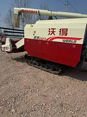低价出售2019年沃得尊享版二手履带式收割机