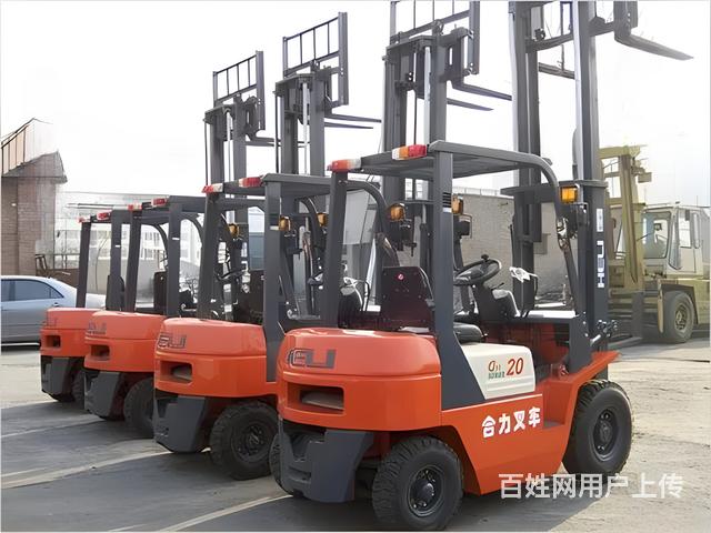 二手合力柴油叉车、高门架叉车、夹抱叉车、电瓶叉车的图片