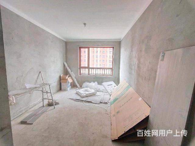 香格里拉七期 毛坯 中层 朝南 两室两厅的图片