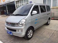 五菱荣光 2014款 1.5L 手动 8座 标准型