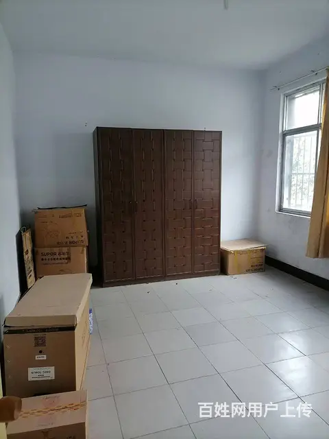 出售小院房的图片