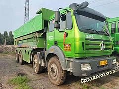 转让18年6月北奔环保绿前四后八自卸车，车厢6米5
