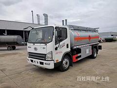 重汽汕德卡前四后八运油车包上路多少钱