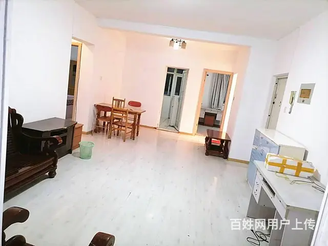学校对面地铁口 中间好楼层 南北通透龙湖金楠天街旁省妇幼捡漏的图片