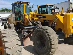 枣庄地区二手平地机市场 转让徐工GR180平地机