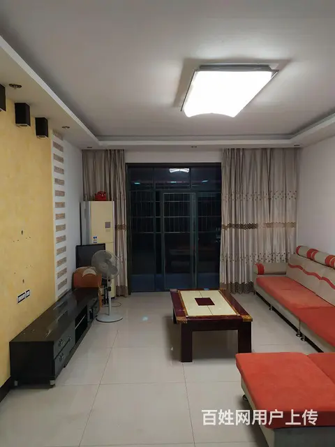 房屋出售的图片