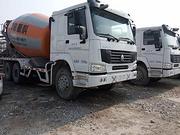 出售13年二手豪沃搅拌车 14方 后八轮 手续齐全