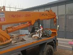 油电两用小吊车