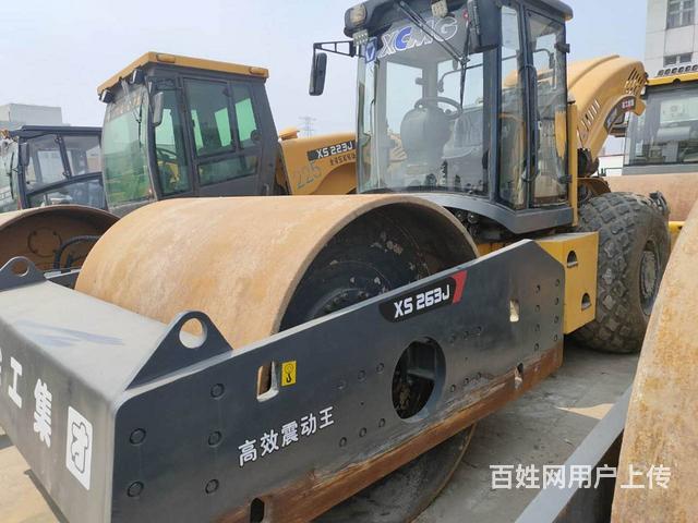 图木舒克个人旧徐工22吨压路机 二手压路机转让信息的图片
