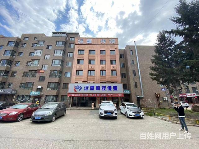 江北学院路柏林四季门市出租的图片