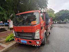 低价出售 4.2米平板车（带自卸功能）