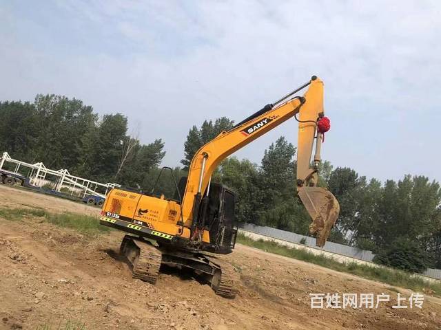 出售工地干活机三一135二手挖掘机，包送到家8成新的图片