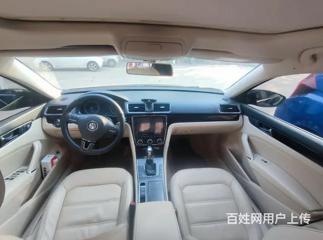 大众 帕萨特 2014款 1.8TSI 双离合 尊荣版的图片