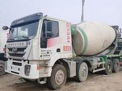 18年红颜杰狮轻量化大14方二手搅拌罐车