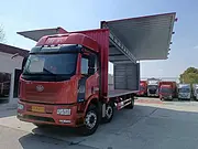 出售21年7月9米6解放箱车，双电飞，可以过户