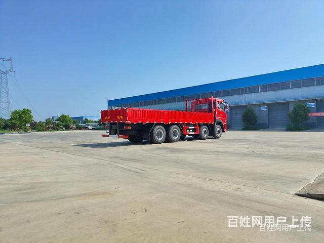 九米六国六栏板载货车 九米六前四后八载货平板车 全国联保的图片