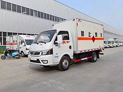 东风途逸易燃气体厢式运输车