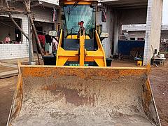 出售23年国三电喷930，无级变速小铲车