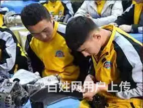 学汽车检测与维修专业到乌鲁木万市万通技工学校的图片