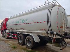 国五二手红岩杰狮 前四后八散装水泥罐车 390马力