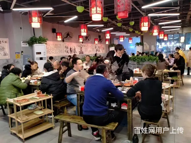 精选）万人小区盈利火锅店急转(纯商业可办证)的图片