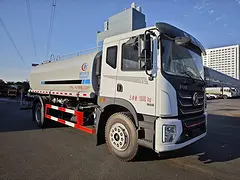 16方洒水车整车