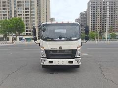 转让河北国六重汽豪沃6.2方油罐车