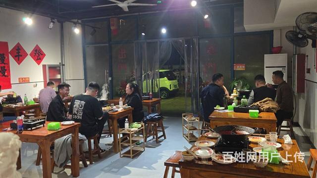 0353星林路商都国际门口一餐饮店转让的图片