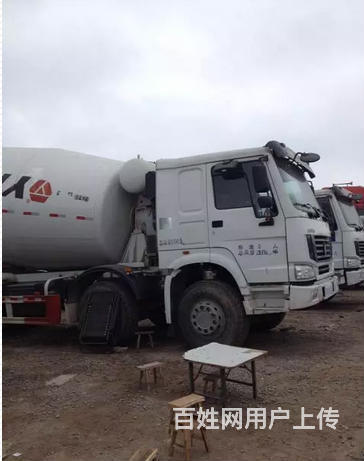 豪沃搅拌罐车 陕汽搅拌罐车 常年销售各种工程车的图片