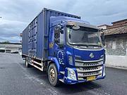 17年乘龙7米6密封货车，小八档波箱