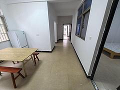 距离松滋小学50米，楼层不一样价格不一样自建房