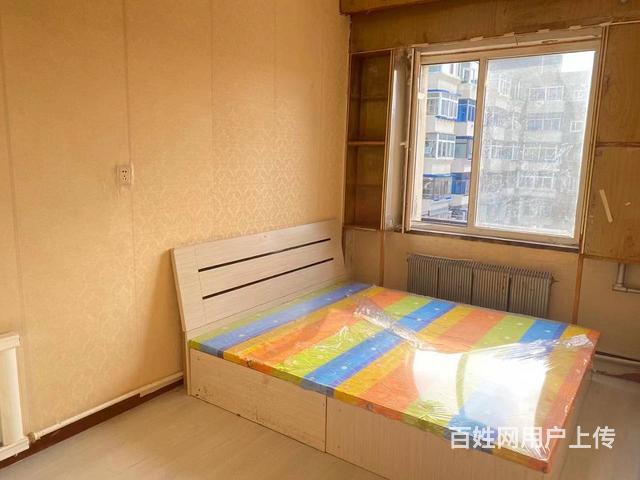 中街星汇广场旁红袍小区 900元/月7楼，家电齐全包WiFi的图片