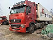 出售16年6月二手豪沃T7H牵引车  540马力