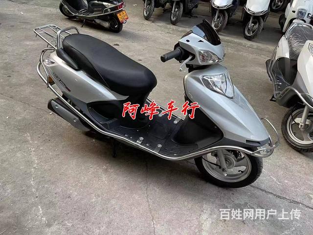 二手摩托车、大排量机车、街车、跑车、踏板车、太子车的图片