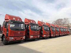 解放品牌全系列降价出售，优惠5万元，送保险免购置税