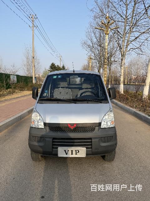 五菱荣光小卡的图片