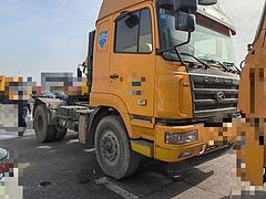 红岩 牵引车 国4
