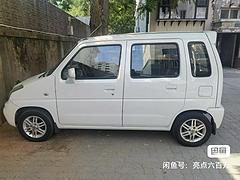 一手车，4个轮胎是新换，机盖子补过油漆，...