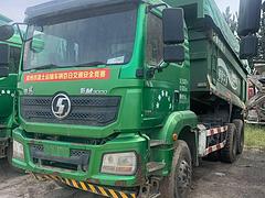 急转17年二手德龙渣土车 5.8米环保U型兜后八轮