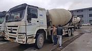 豪沃13年6月份车，前2后八搅拌罐，12方，车况好
