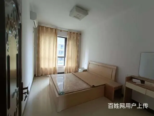 房东急需用钱,便宜出售130万元南北138.35平的图片