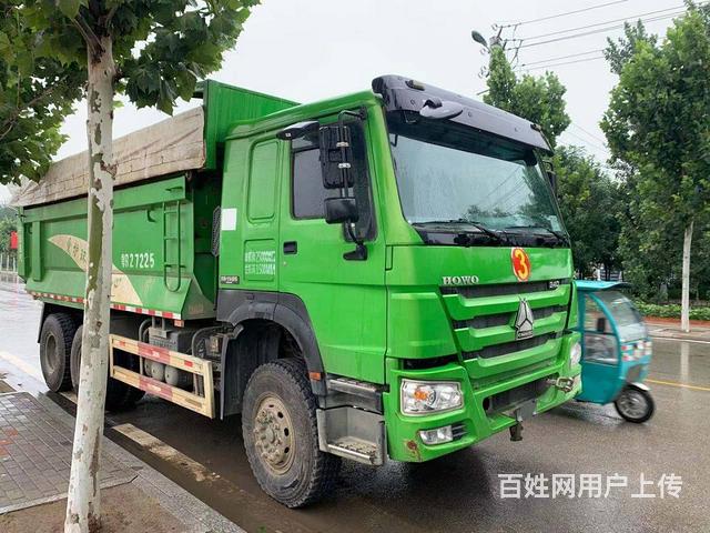 出售19年豪沃自卸车5.6米 340马力  后八轮的图片