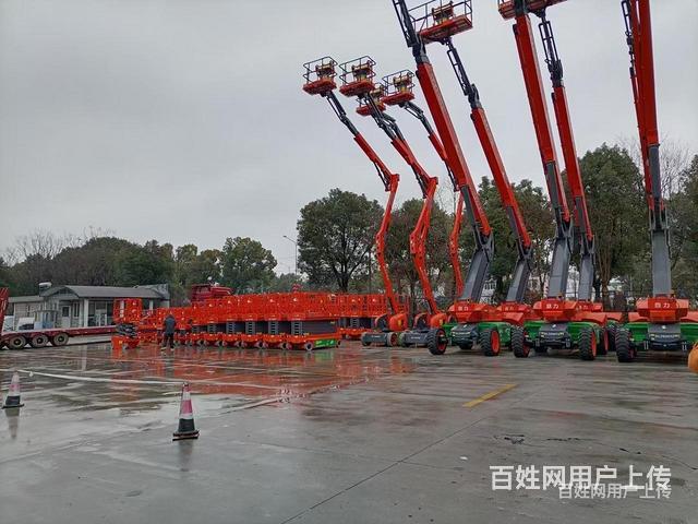 毕节金沙吊车出租、吊车租赁、工厂搬迁、设备搬迁，就近派车吊车的图片