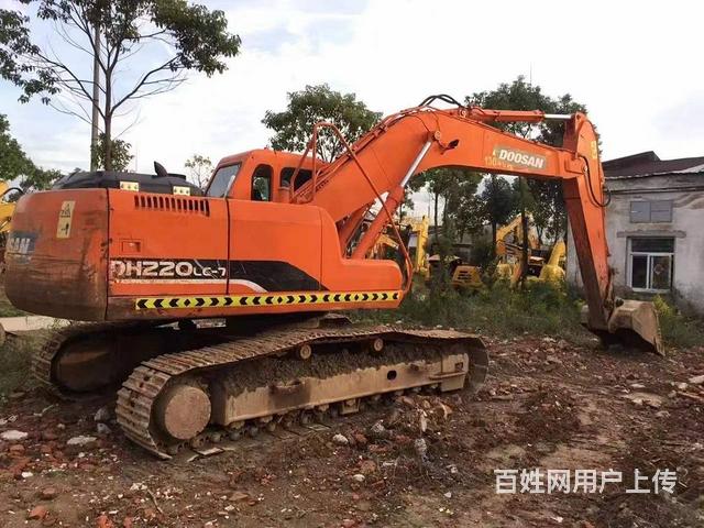 转让本地个人二手挖掘机斗山220全国包送质保一年的图片