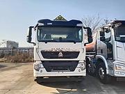 重汽汕德卡20吨运油车 平顶分两仓 厂家包上牌