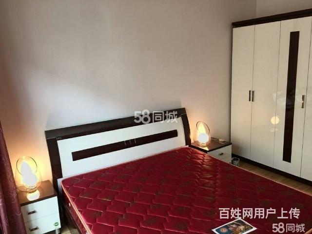 广场圣地亚哥酒店盘三室两厅精装的图片
