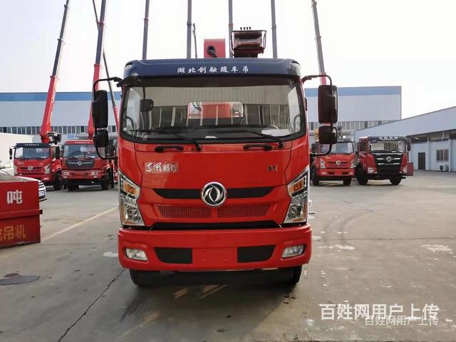 国六东风12吨随车吊保证质量售后无忧的图片
